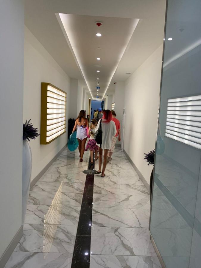 Orbi City Luxury Suit Batumi Exterior photo