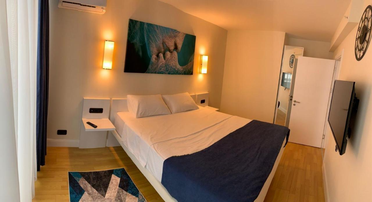Orbi City Luxury Suit Batumi Exterior photo